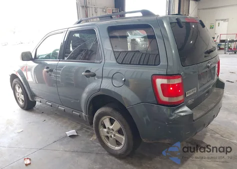 2012 Ford Escape Xlt z USA, uszkodzony, nr VIN 1FMCU9DG2CKB33926